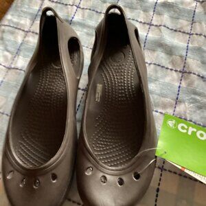 Womens Crocs New Size 8